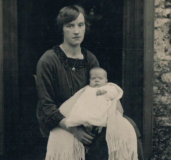 Barbara Peers as a child pictured with her Mother