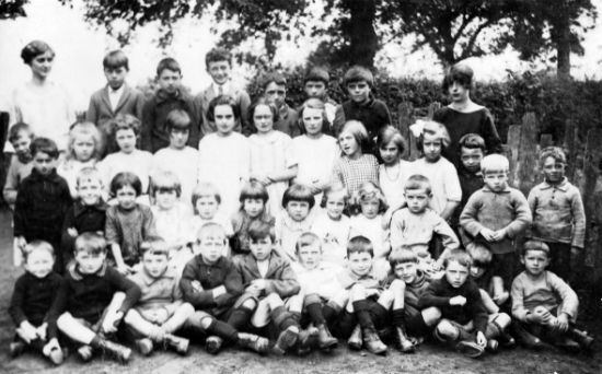 Tallarn Green School 1925 - 1926